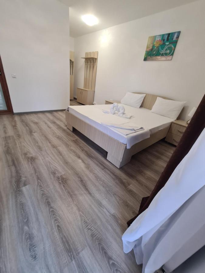 Casa Coco Hotell Două Mai Exteriör bild