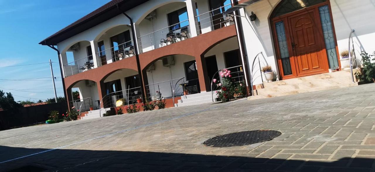 Casa Coco Hotell Două Mai Exteriör bild